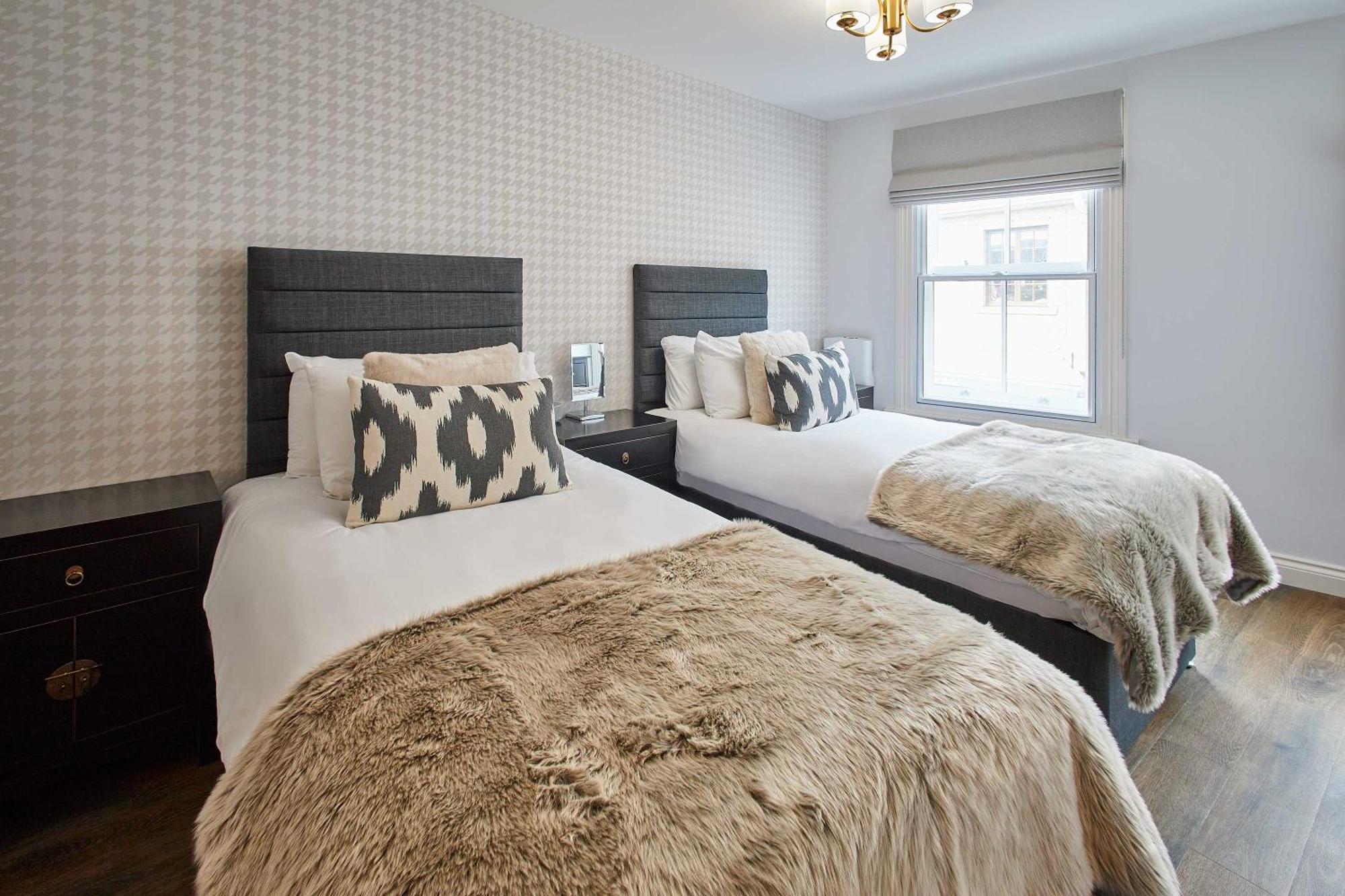 Apartment Host & - Baxtergate Whitby