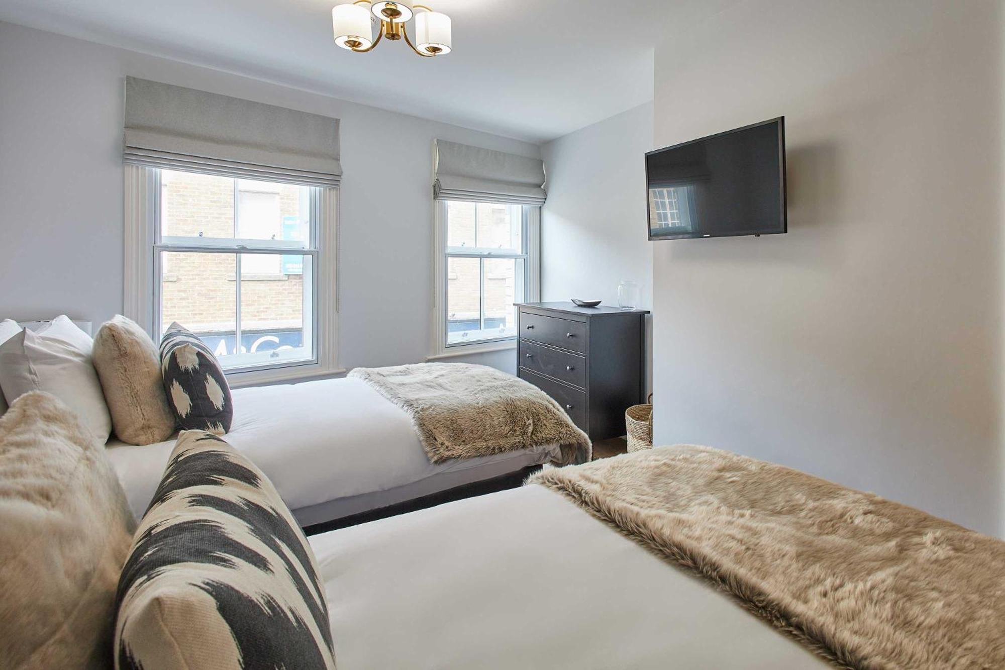 Apartment Host & - Baxtergate Whitby